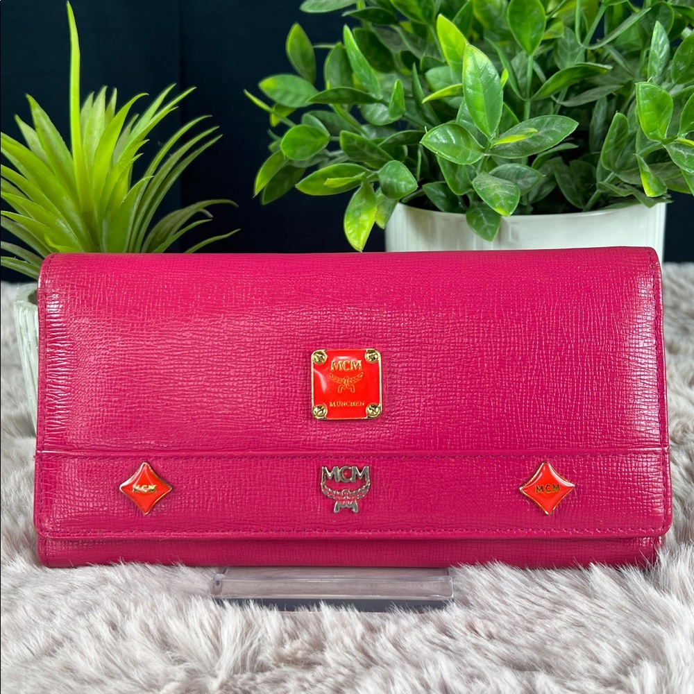 MCM Vintage Pink Leather Continental Tri-Fold Wallet